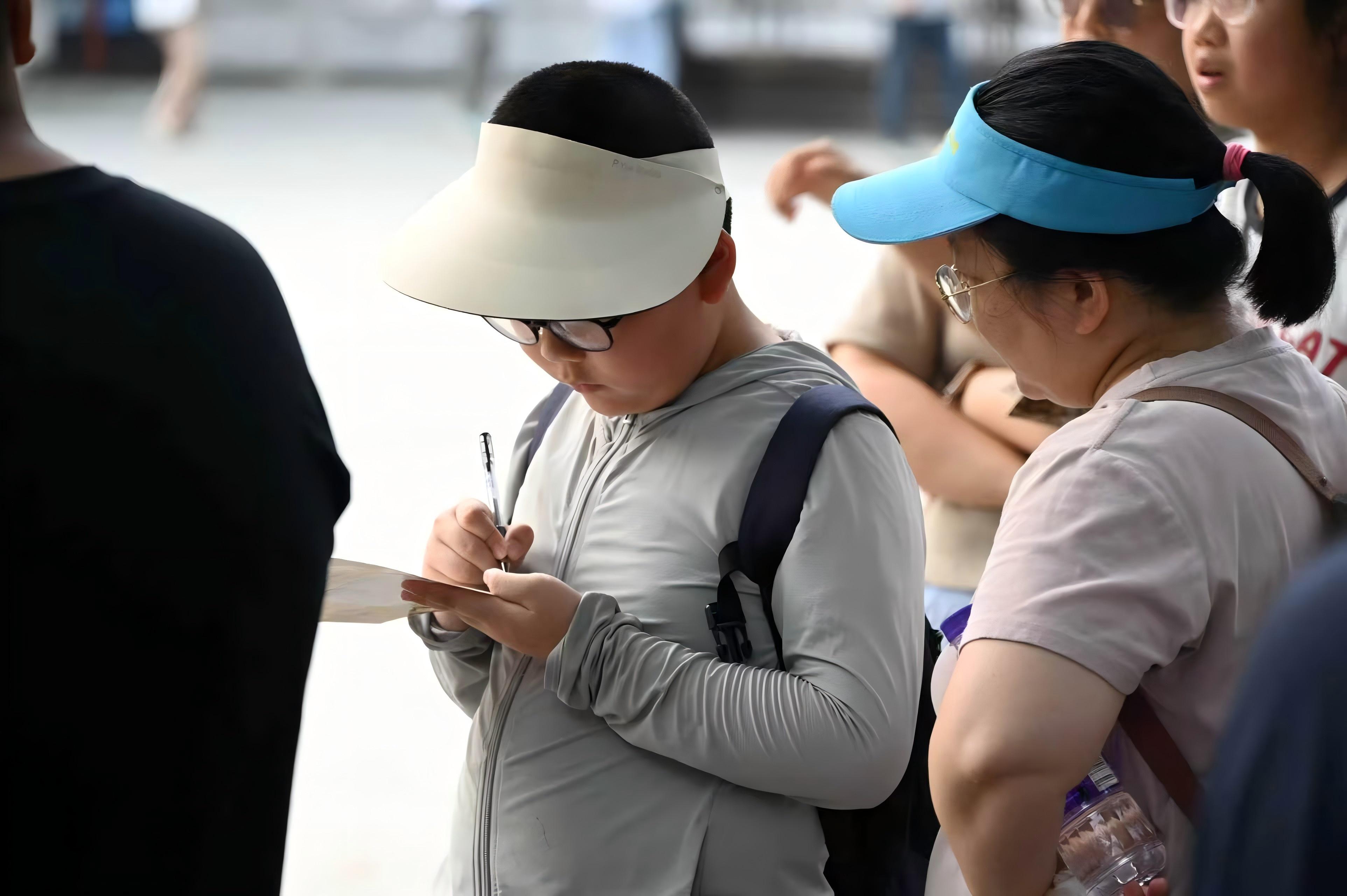 8认真记录.jpg